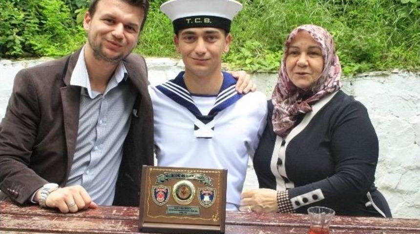 Mehmet&ccedil;ikler Ailelerini Misafir Etti