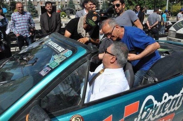 D&uuml;nyaca &Uuml;nl&uuml; Dostluk Ve Barış Rallicileri Uşak&rsquo;ta 2
