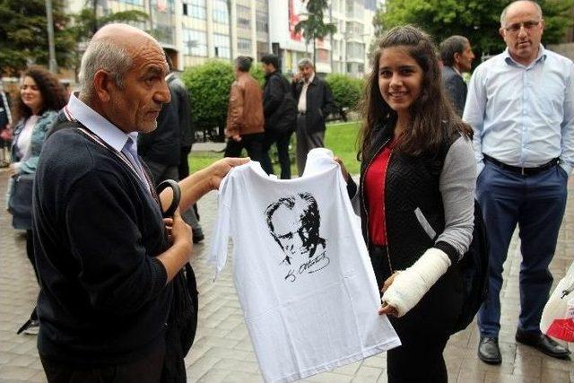 Chp&rsquo;den Gen&ccedil;lere Atat&uuml;rk Tiş&ouml;rt&uuml; 1