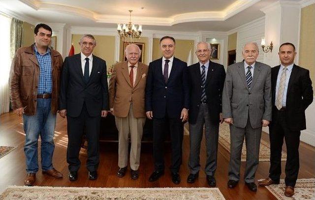 Vali Altıparmak, Osmanlı Hanedanı Osmanağaoğlu&rsquo;nu Ağırladı 2