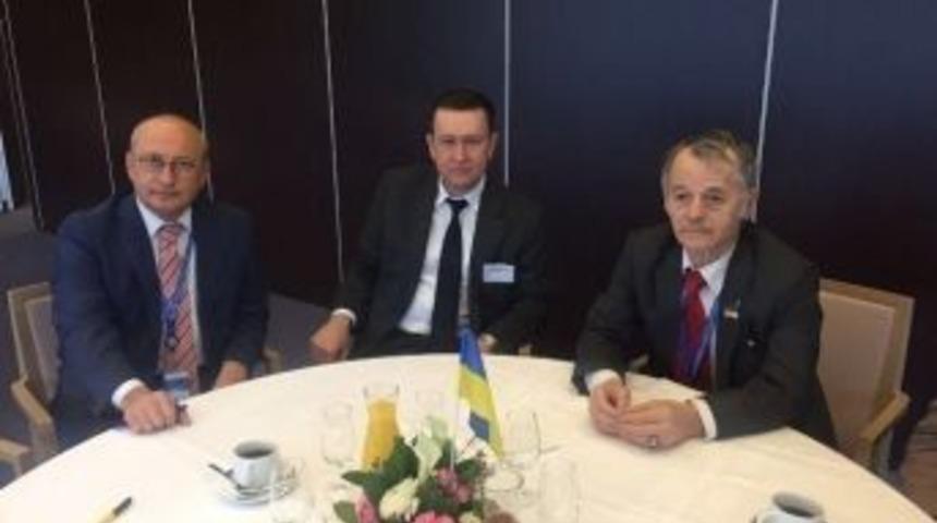 &Ccedil;akır&ouml;zer, Eskişehir Kırım T&uuml;rkleri Derneği Başkanı Olcay İle Buluştu