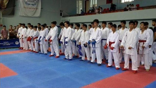 Zeugma Karate Şampiyonası Yapıldı