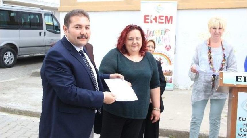 Ehem Kızılke&ccedil;ili Sergisi A&ccedil;ıldı