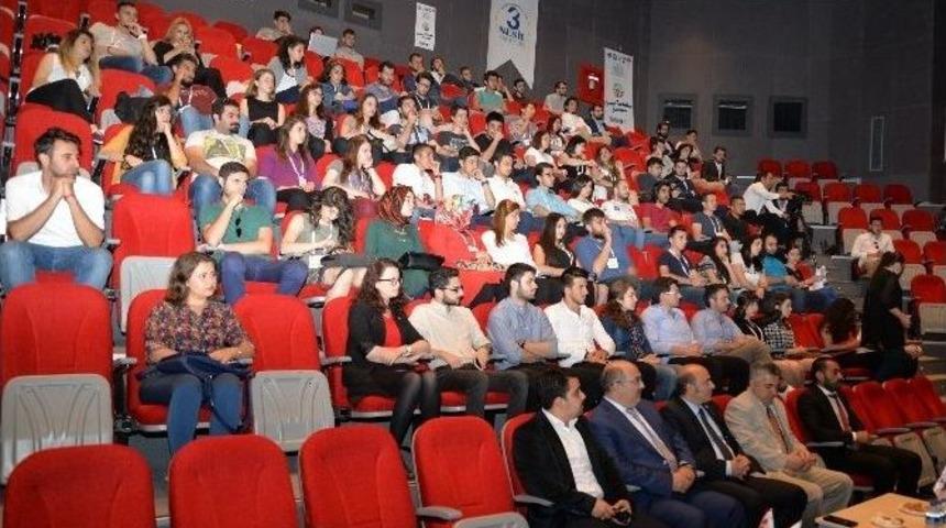 &Ouml;ğrenci Toplulukları U&uuml;&rsquo;de Buluştu