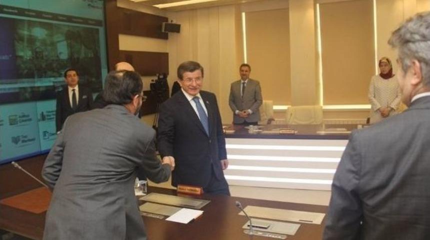 Davutoğlu&rsquo;nun Veda Ziyaretleri