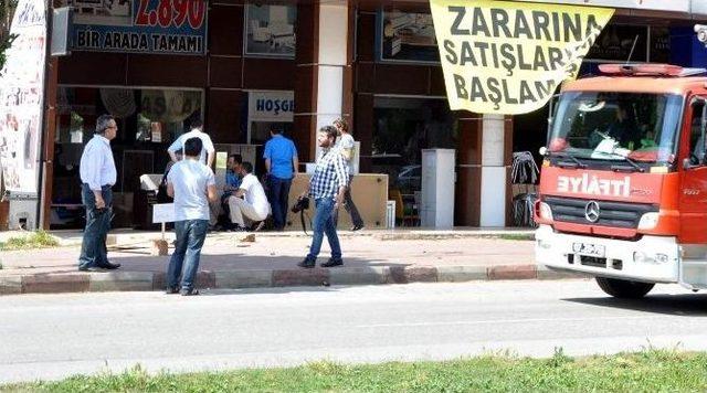 Kirasını Alamayan İşyeri Sahibi Benzinle Kendini Yakmak İstedi 1