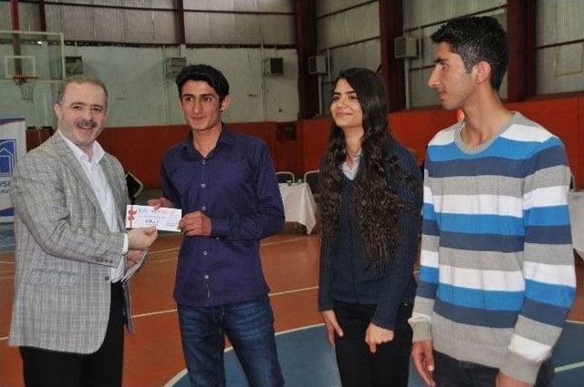 Van&rsquo;da &lsquo;tuşba&rsquo;nın Bilgeleri Yarışıyor&rsquo; Yarışması 2