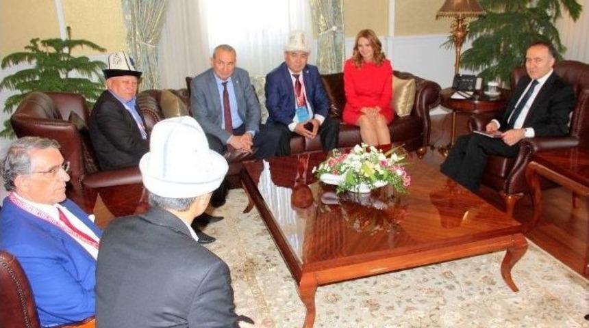 Kırgızistan Spor Bakanı Bakirov Ve Azerbeycan Milletvekili Paşayeva&rsquo;dan Vali Altıparmak&rsquo;a Ziyaret