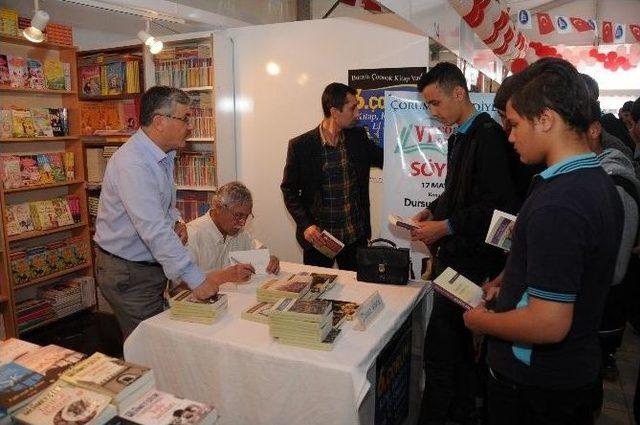 Yazar Dursun G&uuml;rlek &Ouml;ğrencilerle Buluştu 1