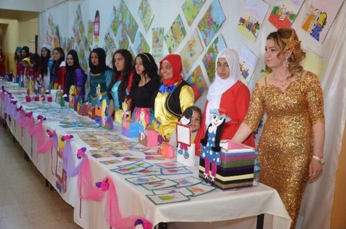 Hadi Kutlu Lisesinden Yıl Sonu Sergisi Ve Kermes