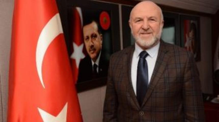 İgm Başkanı Salih Sel 19 Mayıs Atat&uuml;rk&rsquo;&uuml; Anma Gen&ccedil;lik Ve Spor Bayramını Kutladı