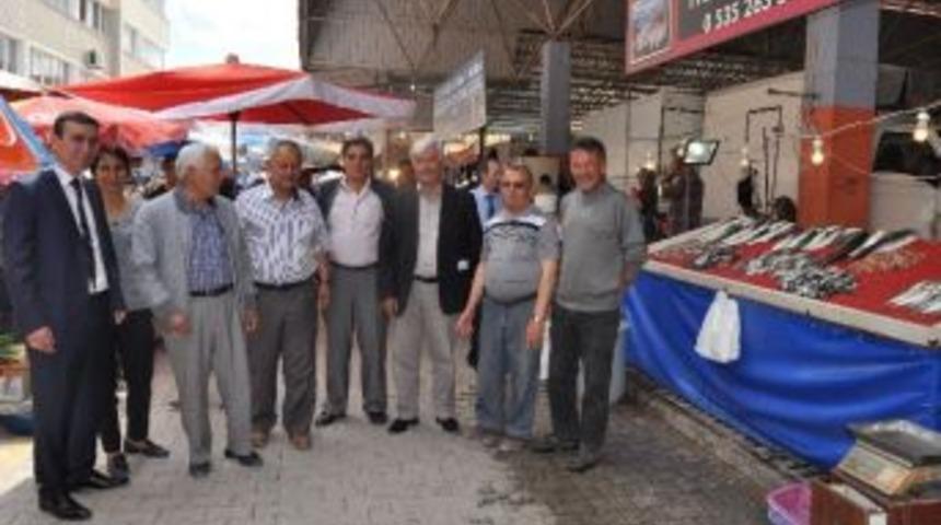 Pazarcı Esnafının &Ccedil;ift&ccedil;iler G&uuml;n&uuml; Kutlandı