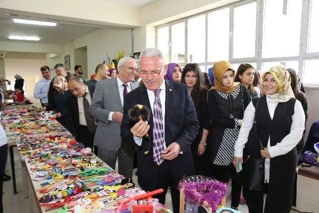 Bozok Eğitim Fakültesi’nden Okul Öncesi Materyal Geliştirme Sergisi