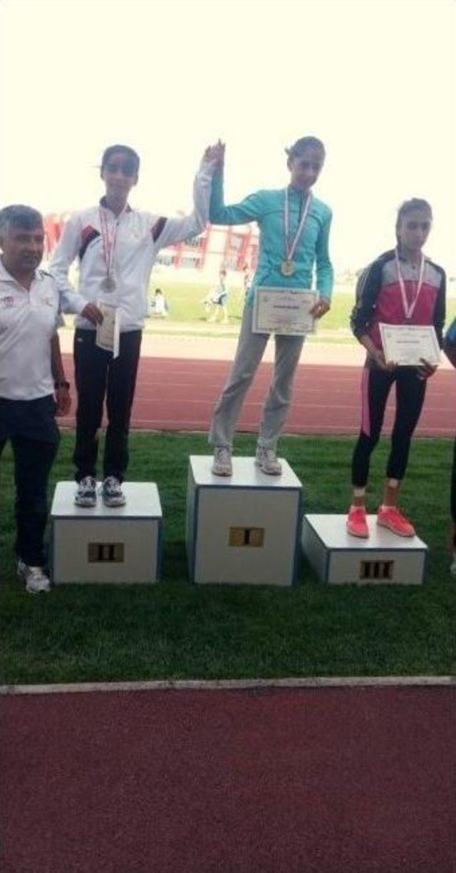 Gedizli Sporcu Melih G&ouml;kalp G&uuml;lle Atmada T&uuml;rkiye Şampiyonu Oldu 1