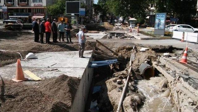 Taşkın Koruma İnşaatı Hızla Devam Ediyor 1
