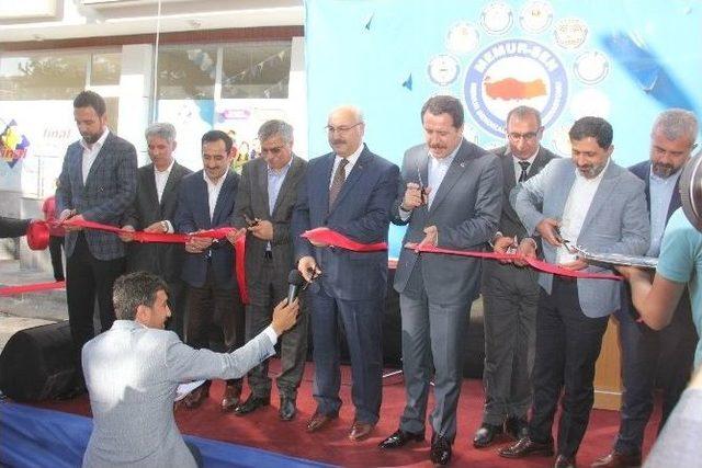 Memur-sen’in Bingöl’deki Yeni Hizmet Binasının Açılışı Yapıldı