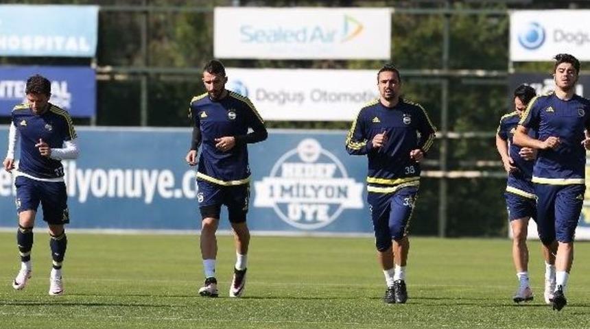 Fenerbah&ccedil;e, Sivasspor Ma&ccedil;ı Hazırlıklarını Tamamladı