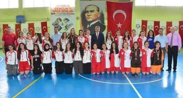 Nazilli&rsquo;de 19 Kupaları Sahiplerini Buldu 2