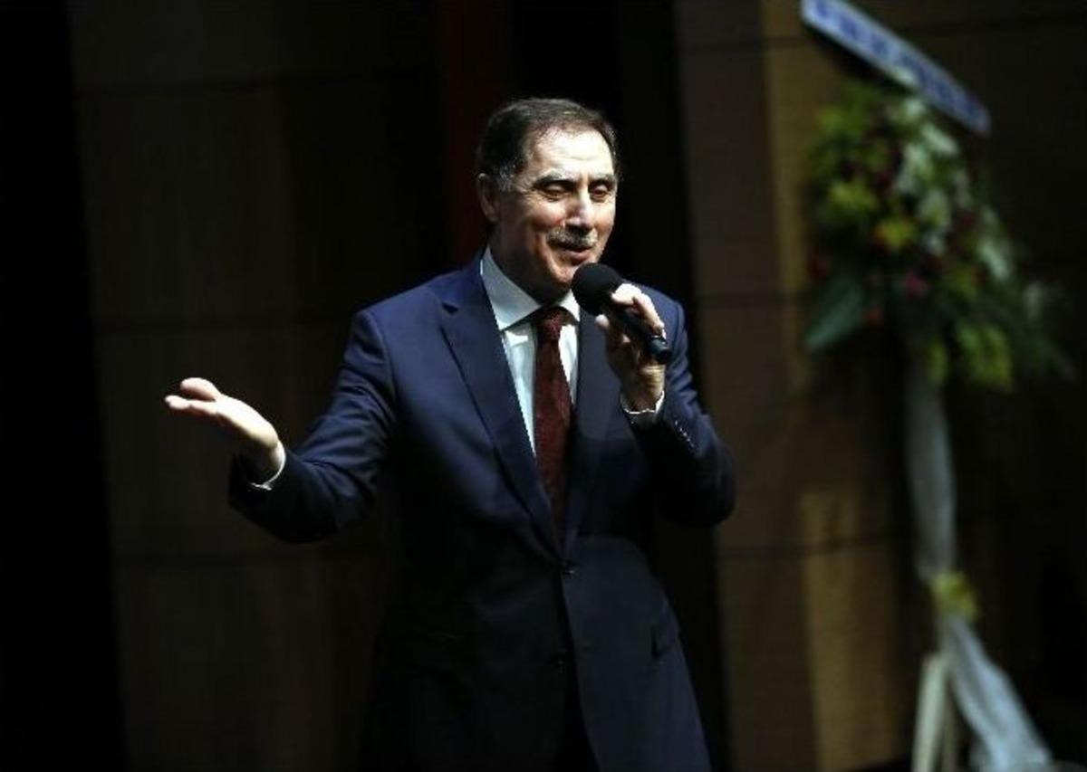 Cumhurbaşkanı Başdanışmanı Malko&ccedil;&rsquo;tan 1982 Anayasası&rsquo;na İlgin&ccedil; Benzetme