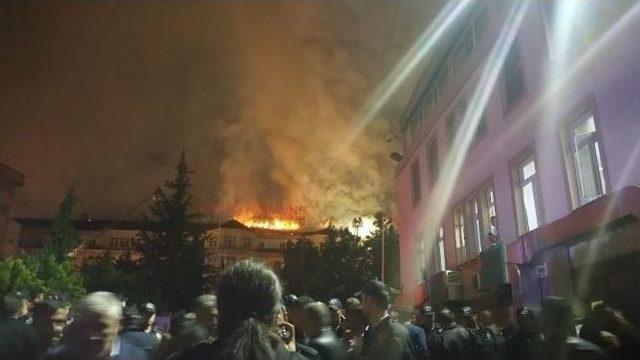 Ankara Numune Eğitim Ve Araştırma Hastanesi&rsquo;ndeki Yangın S&ouml;nd&uuml;r&uuml;ld&uuml; 1