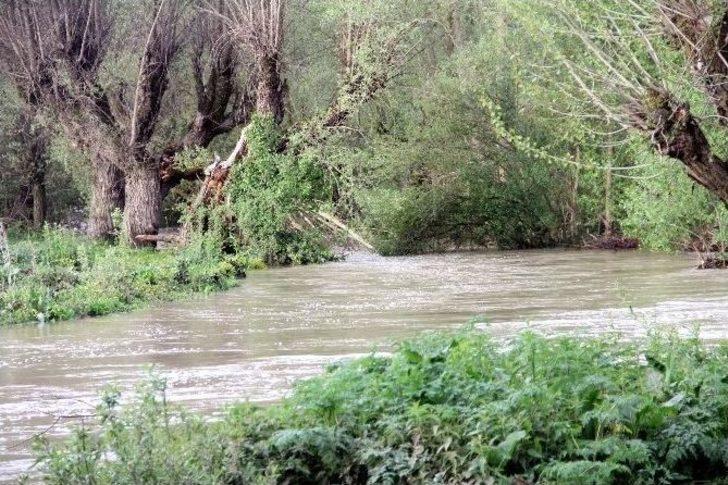 Kastamonu’da Sel Hayatı Felç Etti G2
