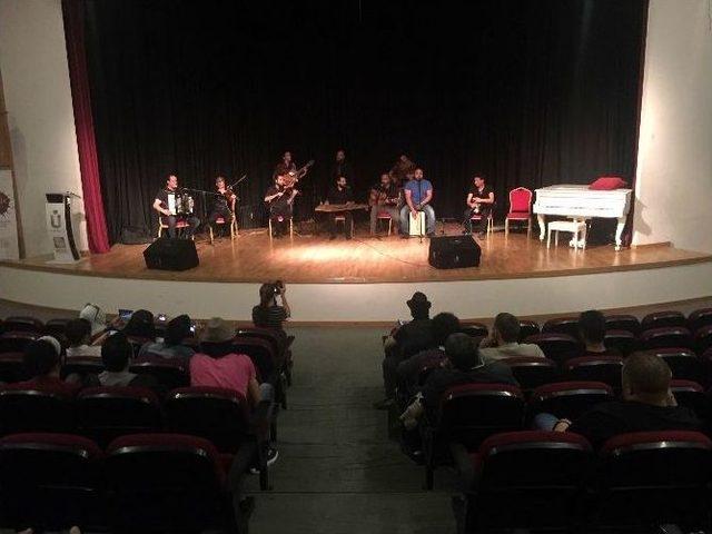 Üsküdar’da ‘suriye İçin Sanat’ Konseri 2