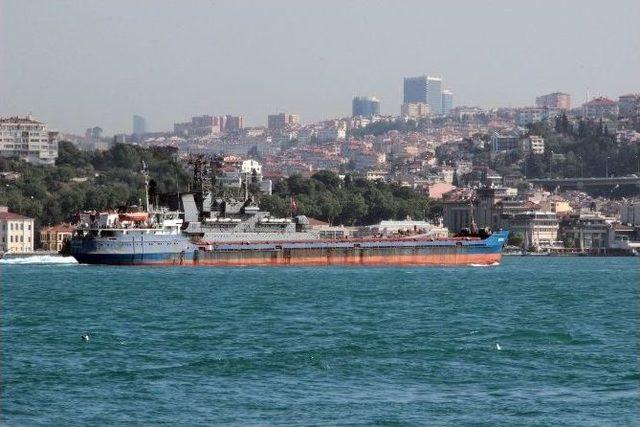 Bu Kez İki Rus Savaş Gemisi Aynı Anda Boğaz’dan Geçti