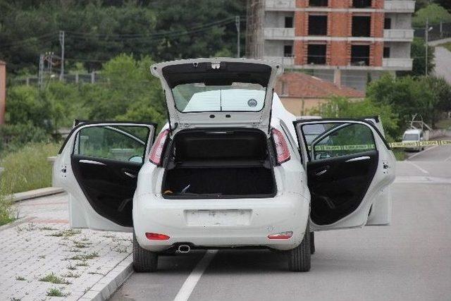 Çalıntı Otomobil Polisi Alarma Geçirdi