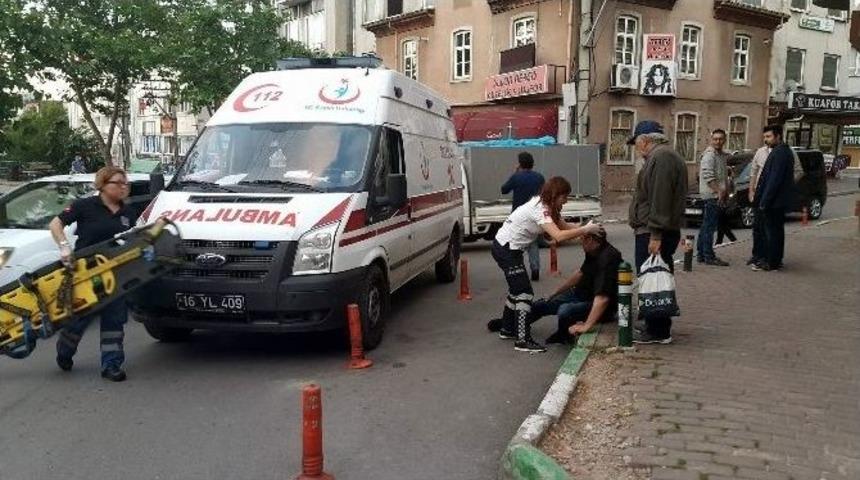 İki Ara&ccedil; Arasında Sıkıştı