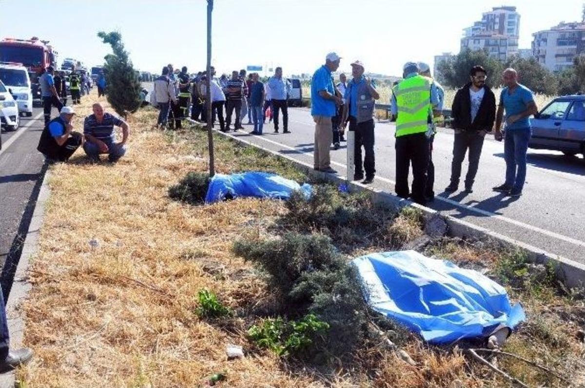 Manisa&rsquo;da Feci Kaza: 3 &Ouml;l&uuml;