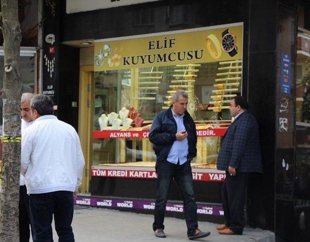 İstanbul’da Güpegündüz Kuyumcu Soygunu