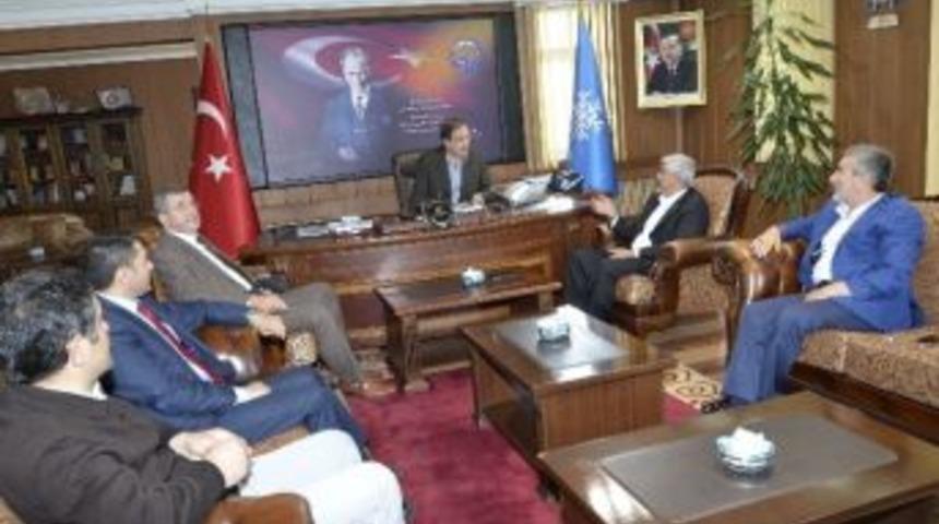 Başkan Bulutlar, Yeni D&uuml;nya Vakfını Ağırladı