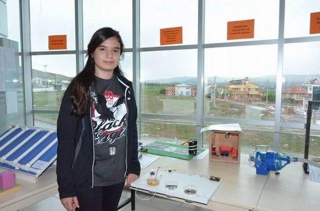 Sivas&rsquo;ta Batı Koleji &Ouml;ğrencileri Projelerini Sergiledi 1