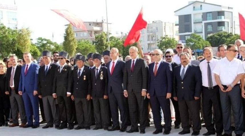Didim&rsquo;de 19 Mayıs &Ccedil;elenk Koyma T&ouml;reniyle Kutlandı