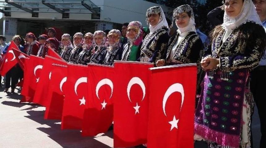 Yenimahalle&rsquo;de 19 Mayıs&rsquo;a Coşkulu Kutlama
