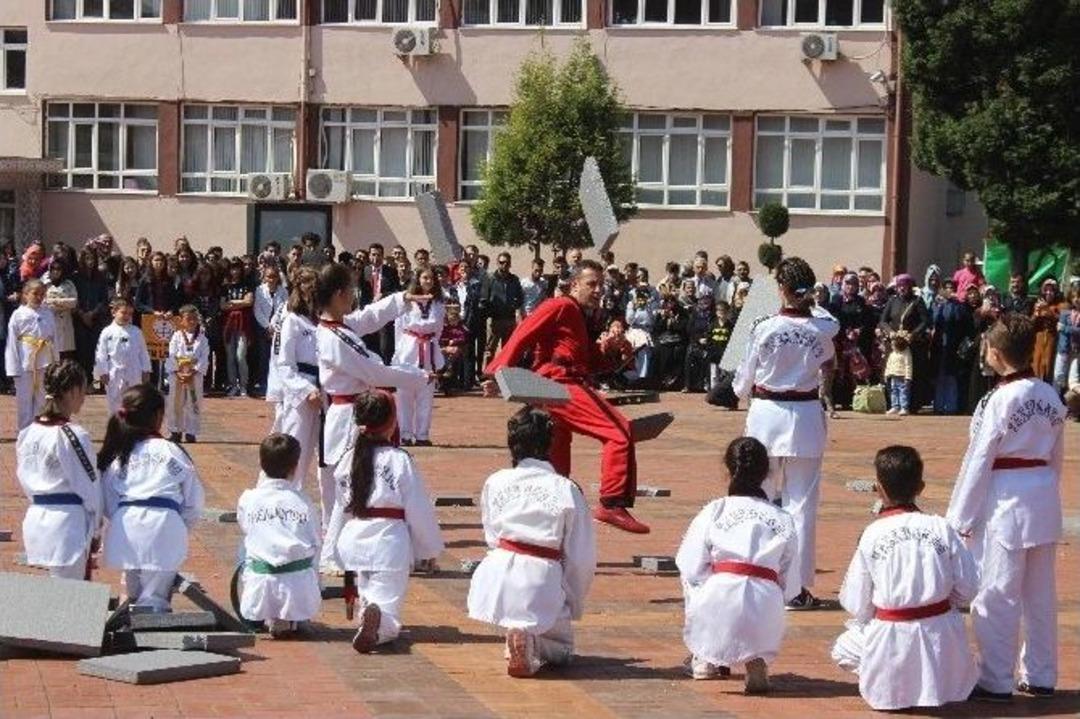 19 Mayıs Gen&ccedil;lik Ve Spor Bayramı Tavşanlı&rsquo;da Coşkuyla Kutlandı