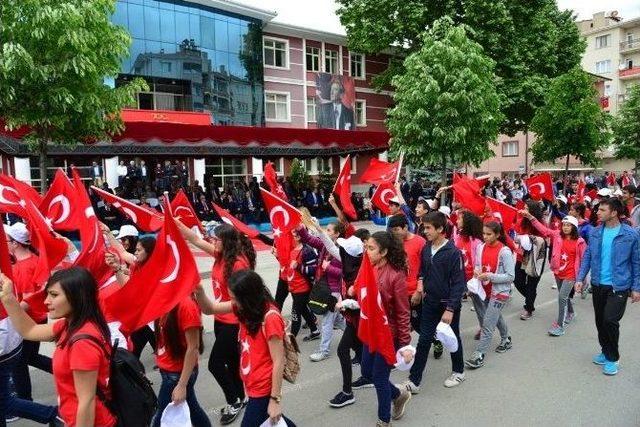 Gen&ccedil;lik Ve Spor Bayramı Kutlandı 2