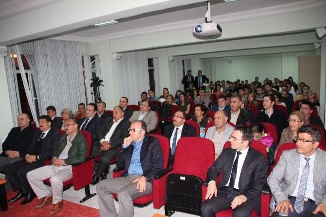 Bilecik&rsquo;te T&uuml;rkiye&rsquo;de Ekonomi G&uuml;venliği Konulu Sohbet Ger&ccedil;ekleşti