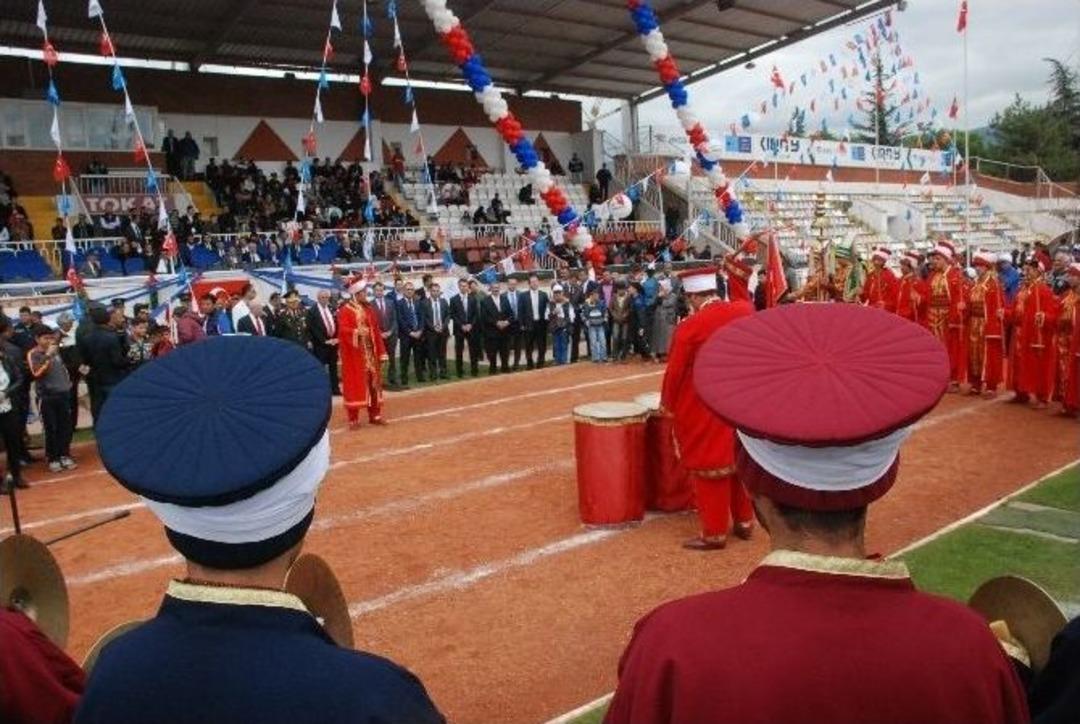 Tokat&rsquo;ta 19 Mayıs Stadyumda Kutlandı
