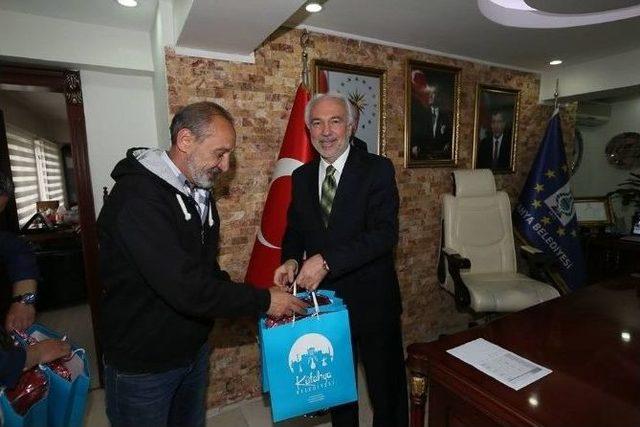 Kütahyaspor’un Teknik Heyetini Tebrik Etti 3