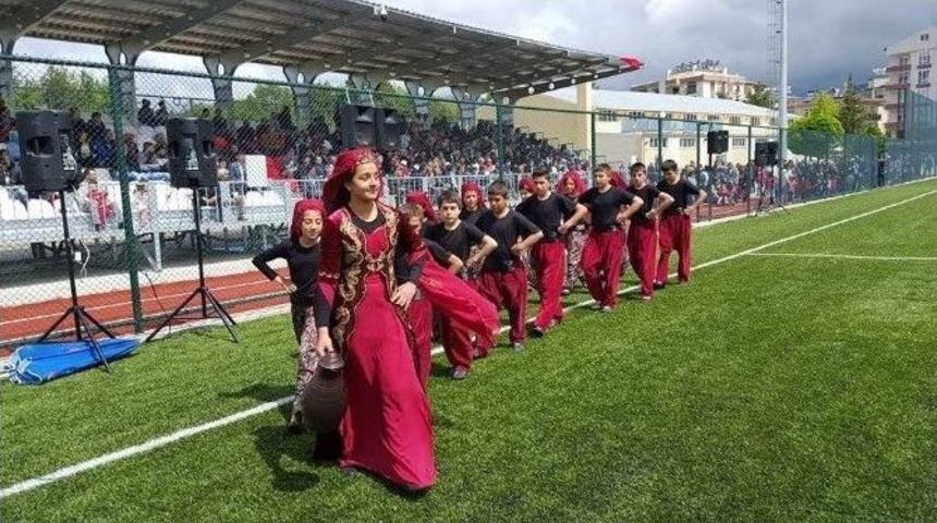 Develi&rsquo;de 19 Mayıs Coşkusu