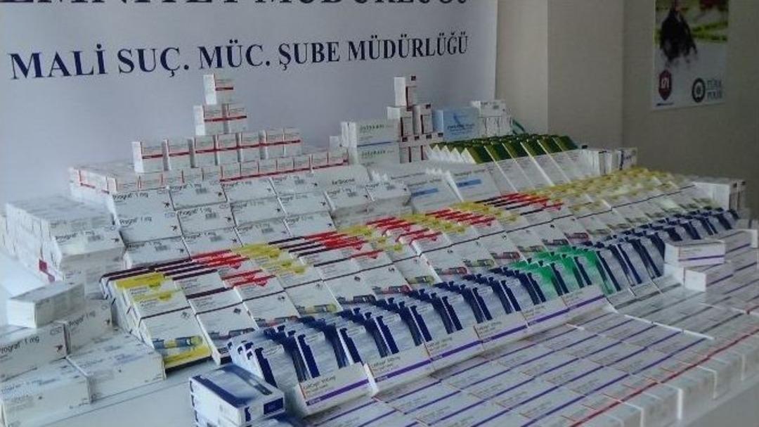 Sahte E -re&ccedil;ete Operasyonunda Ele Ge&ccedil;irilen İla&ccedil;lar Sergilendi