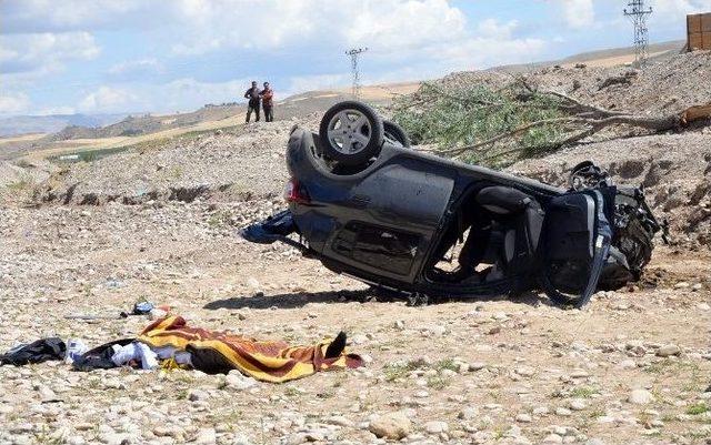 Adıyaman’da Trafik Kazası: 2 Ölü, 3 Yaralı