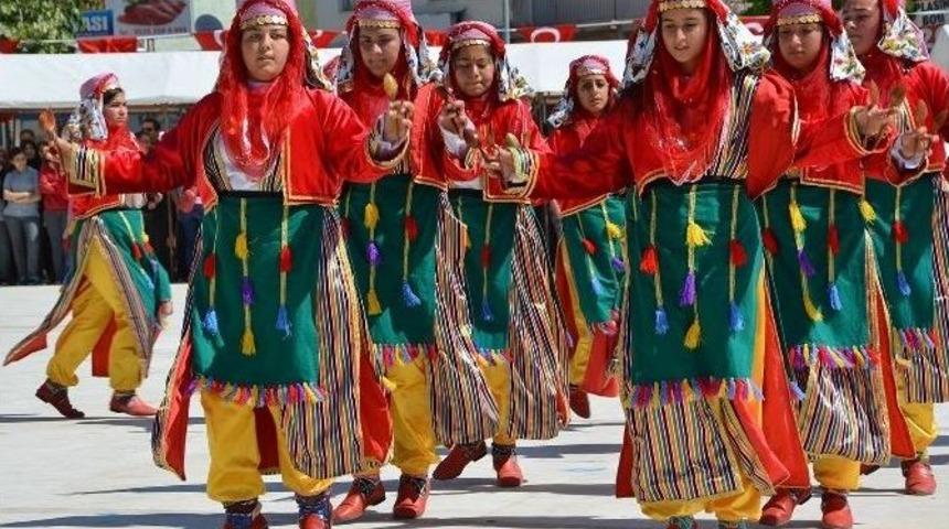 Korkuteli&rsquo;de Sade 19 Mayıs Kutlaması