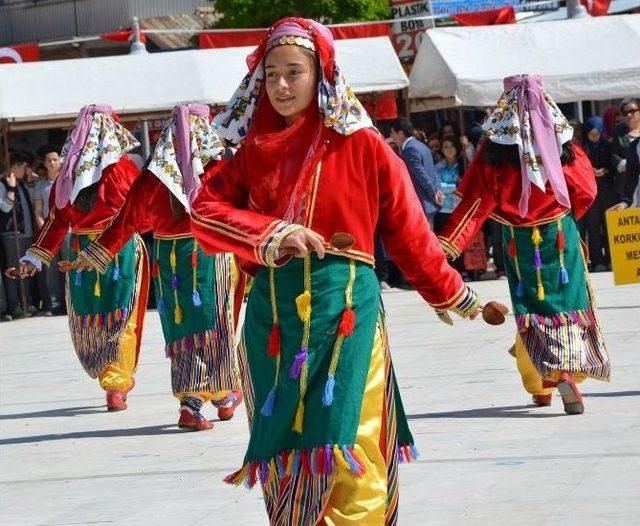 Korkuteli&rsquo;de Sade 19 Mayıs Kutlaması 1