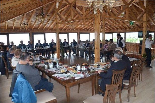 Fatsalı Emlak&ccedil;ılar Tanışma Toplantısı 1