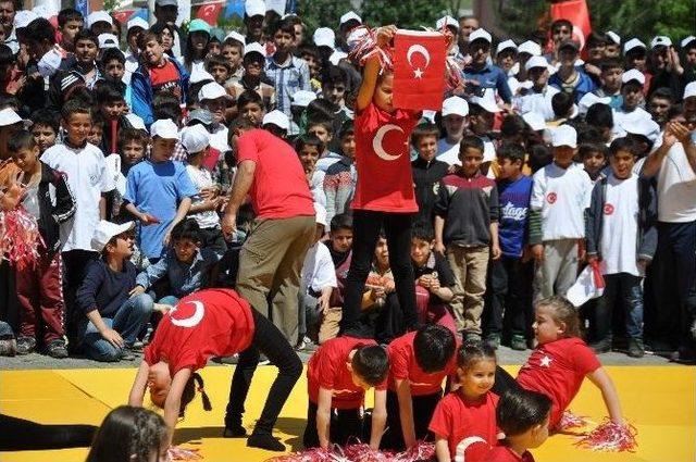 Muş’ta 19 Mayıs Coşkusu 2