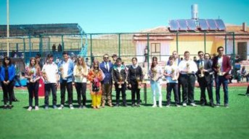 Yunak&rsquo;ta 19 Mayıs Kutlamaları