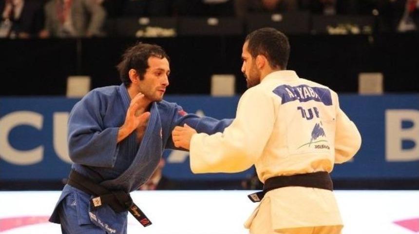 Bekir &Ouml;zle Olimpiyatları Garantiledi