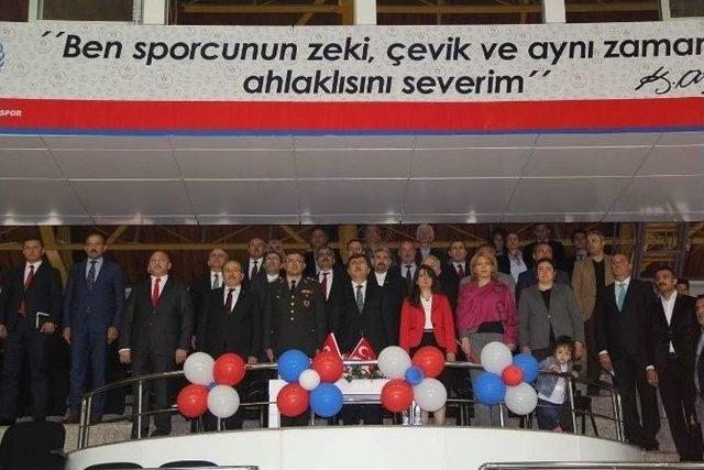 Atatürk’ü Anma, Gençlik Ve Spor Bayramı Trabzon’da Çeşitli Etkinliklerle Kutlandı. 2